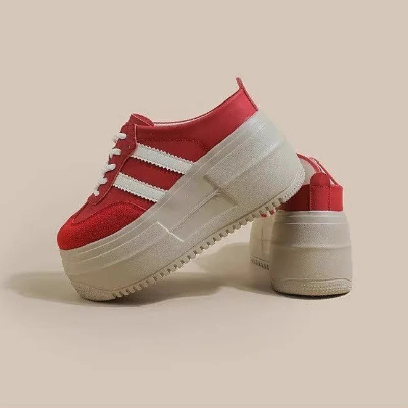 Damen Plateau-Sneaker mit sportlichem Design und optimaler Dämpfung Heidi Mode - Image 6