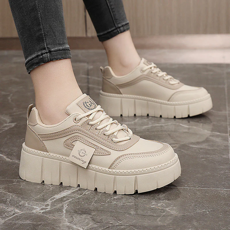 Damen Plateau Sneakers mit geschäumter Laufsohle und modernem Design Heidi Mode - Image 3
