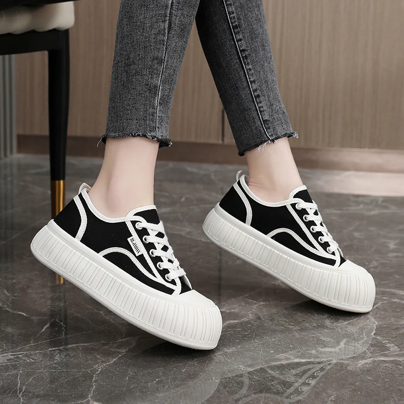Damen Plateau Sneakers mit trendigem Design und komfortabler Dämpfung Heidi Mode - Image 4