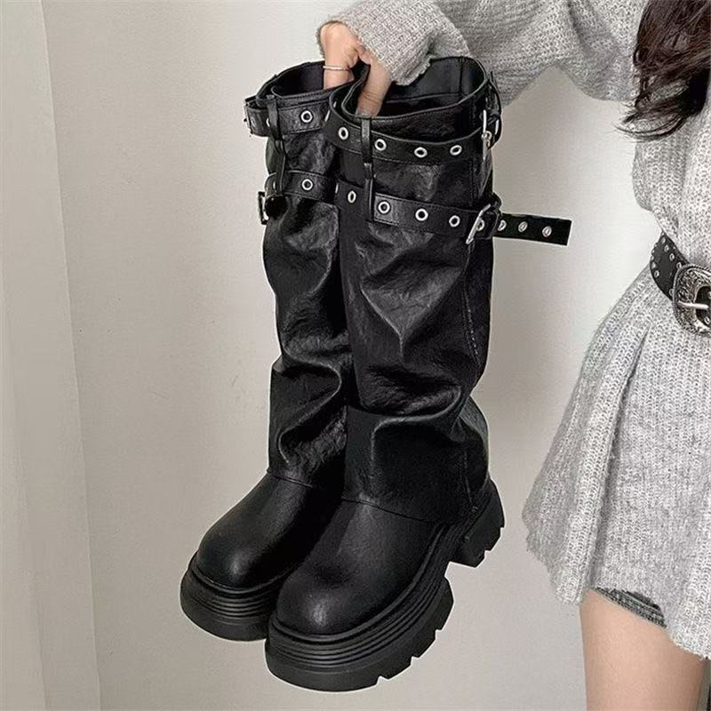 Damen Plateau-Stiefel mit modischem Schnallenverschluss und eleganter Faltenoptik Heidi Mode - Image 4