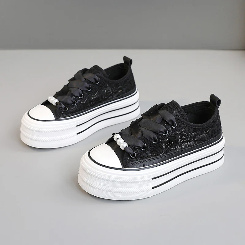 Damen Plateausneaker mit elegantem Spitzen-Design und modischen Akzenten Heidi Mode - Image 2