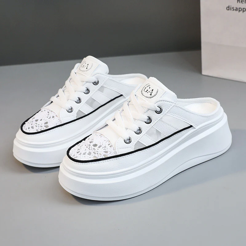 Damen Plateausneaker mit luftiger Frontpartie und robustem Sohlenprofil Heidi Mode - Image 2