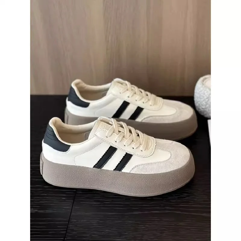 Damen Platform Sneakers mit modischem Design und dicker Sohle Heidi Mode - Image 3