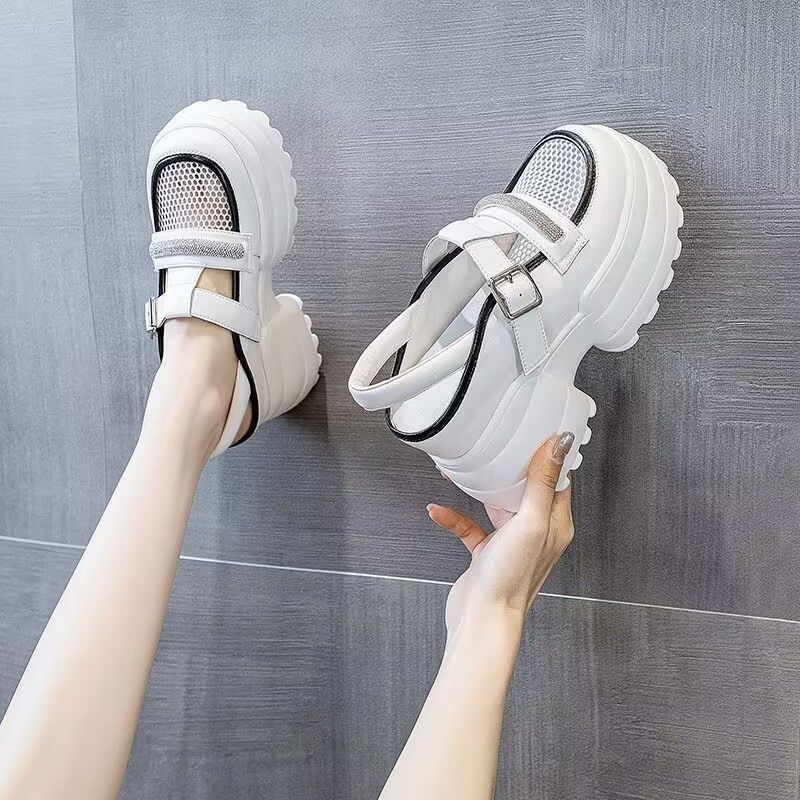 Damen Plattform-Sandalen mit doppelt verstellbarem Riemen und rutschfester Sohle Heidi Mode - Image 3