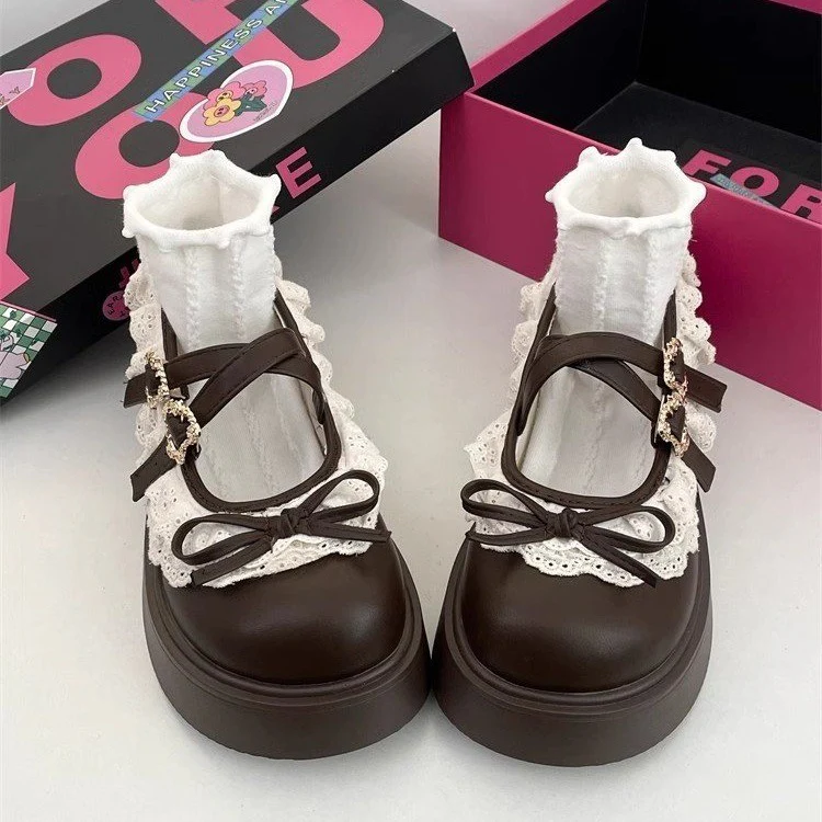 Damen Plattform-Sandalen mit verspieltem Spitzendetail und elegantem Riemenverschluss Heidi Mode - Image 2