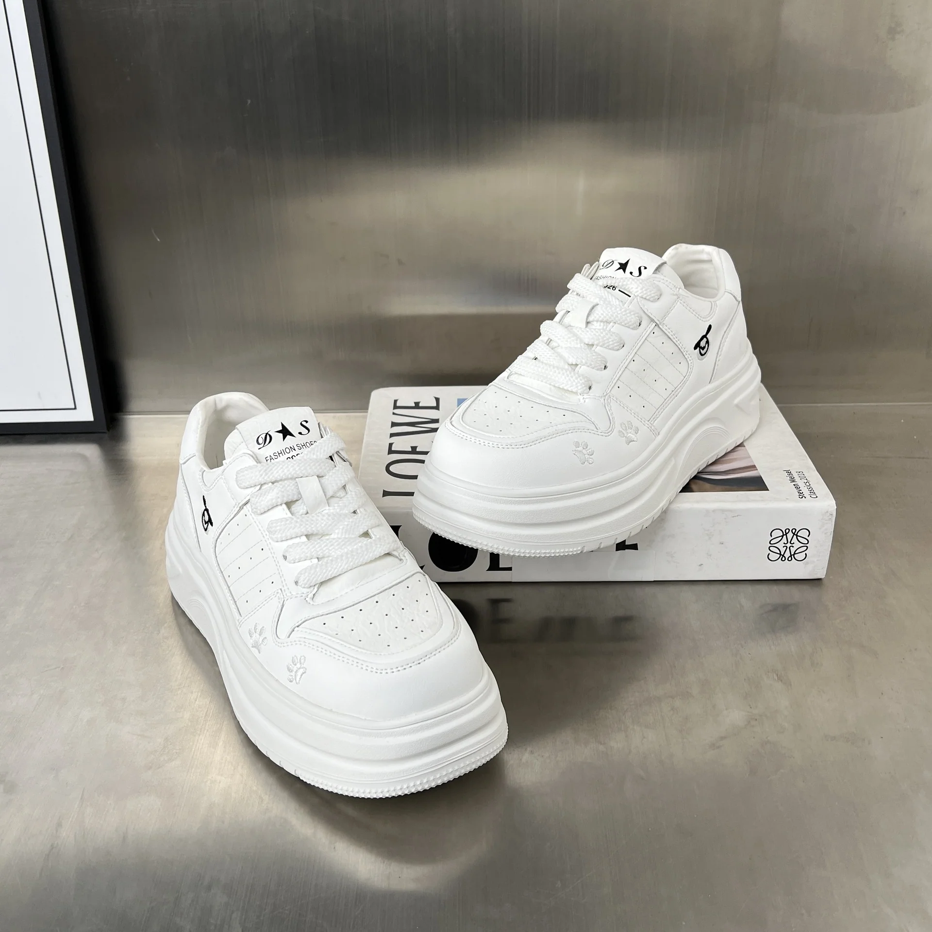 Damen Plattform Sneaker mit dämpfender Sohle und atmungsaktivem Obermaterial Heidi Mode - Image 2