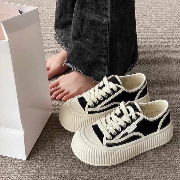 Damen Plattform-Sneaker mit eleganter Riffelkonstruktion und bequemer Dämpfung Heidi Mode - Image 3