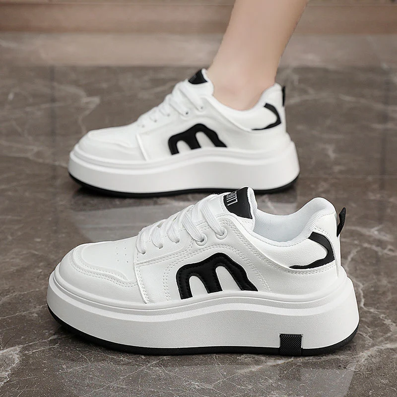 Damen Plattform-Sneaker mit modernem Design Heidi Mode - Image 3