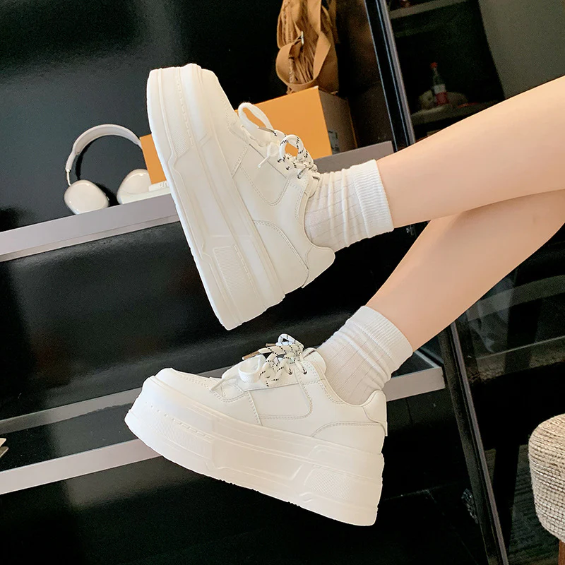 Damen Plattform-Sneaker mit modischem Design und atmungsaktiver Oberfläche Heidi Mode - Image 3