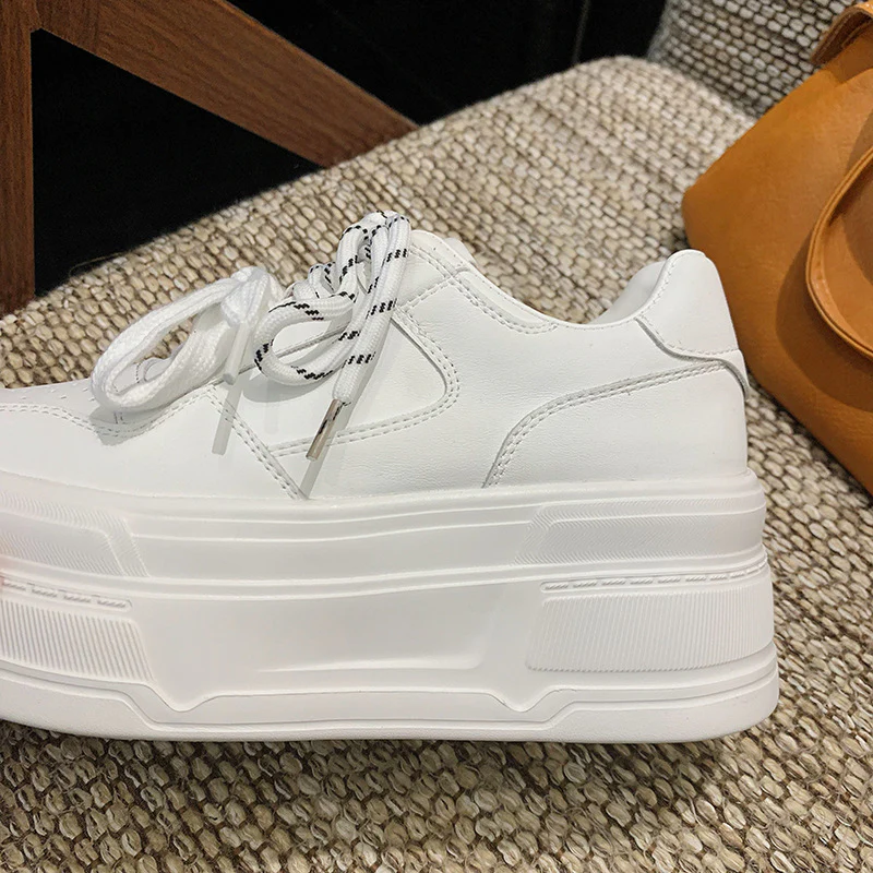 Damen Plattform-Sneaker mit modischem Design und atmungsaktiver Oberfläche Heidi Mode - Image 4