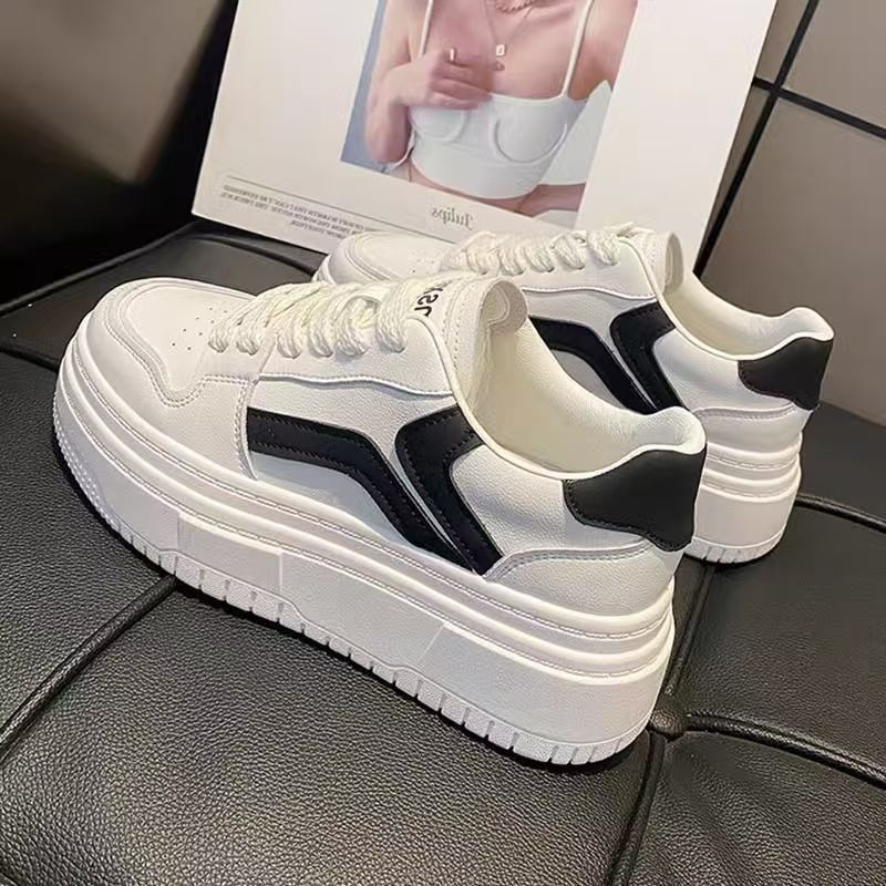 Damen Plattform-Sneaker mit sportlichem Design und verstärktem Ferseneinsatz Heidi Mode - Image 7