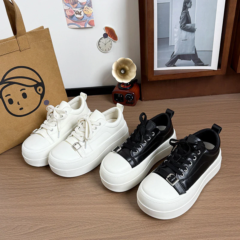 Damen Plattform-Sneaker mit stilvollem Design und extra dicker Sohle Heidi Mode - Image 4