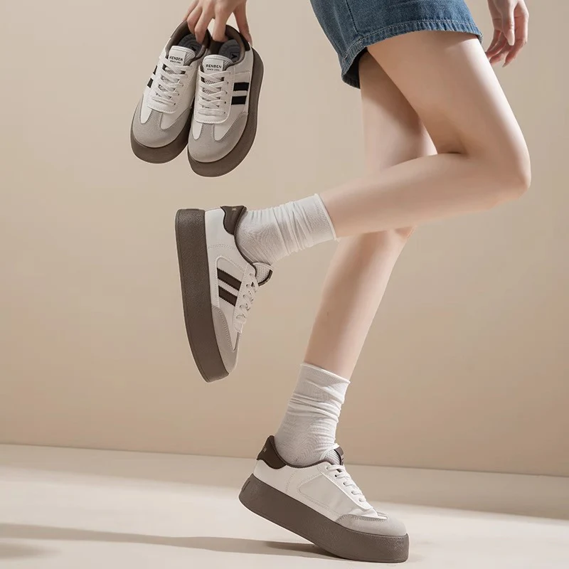 Damen Plattform-Sneaker mit trendigem Design und hochwertiger Oberflächenstruktur Heidi Mode - Image 2