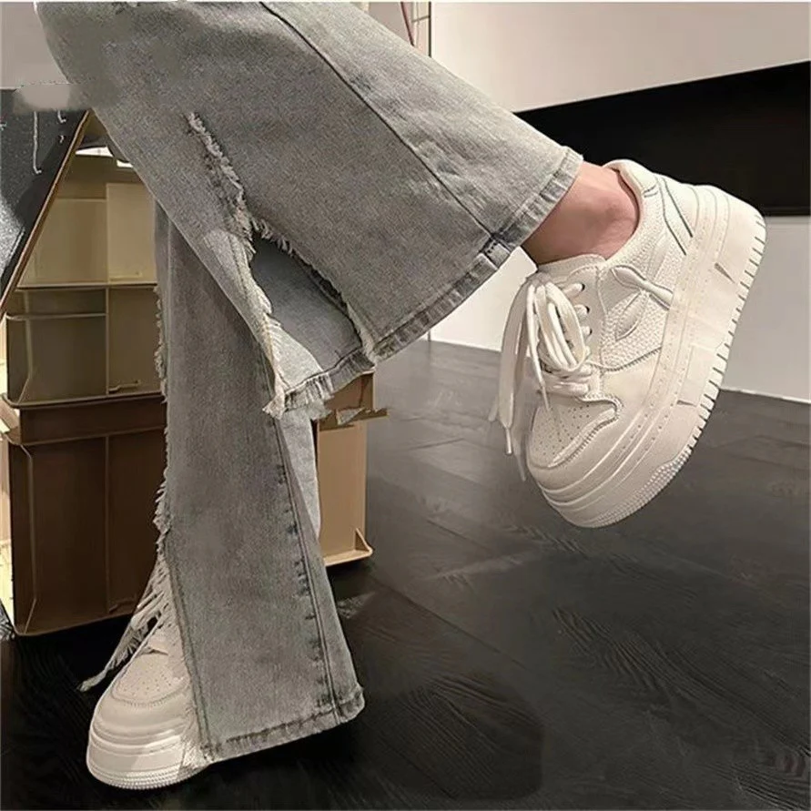 Damen Plattform-Sneaker mit trendstarker dicker Sohle und atmungsaktivem Obermaterial Heidi Mode - Image 4
