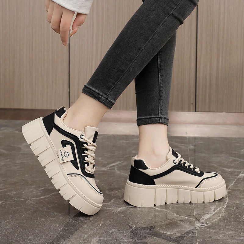 Damen Plattform Sneakers mit dämpfendem Sohlenprofil und sportlichem Design Heidi Mode - Image 3