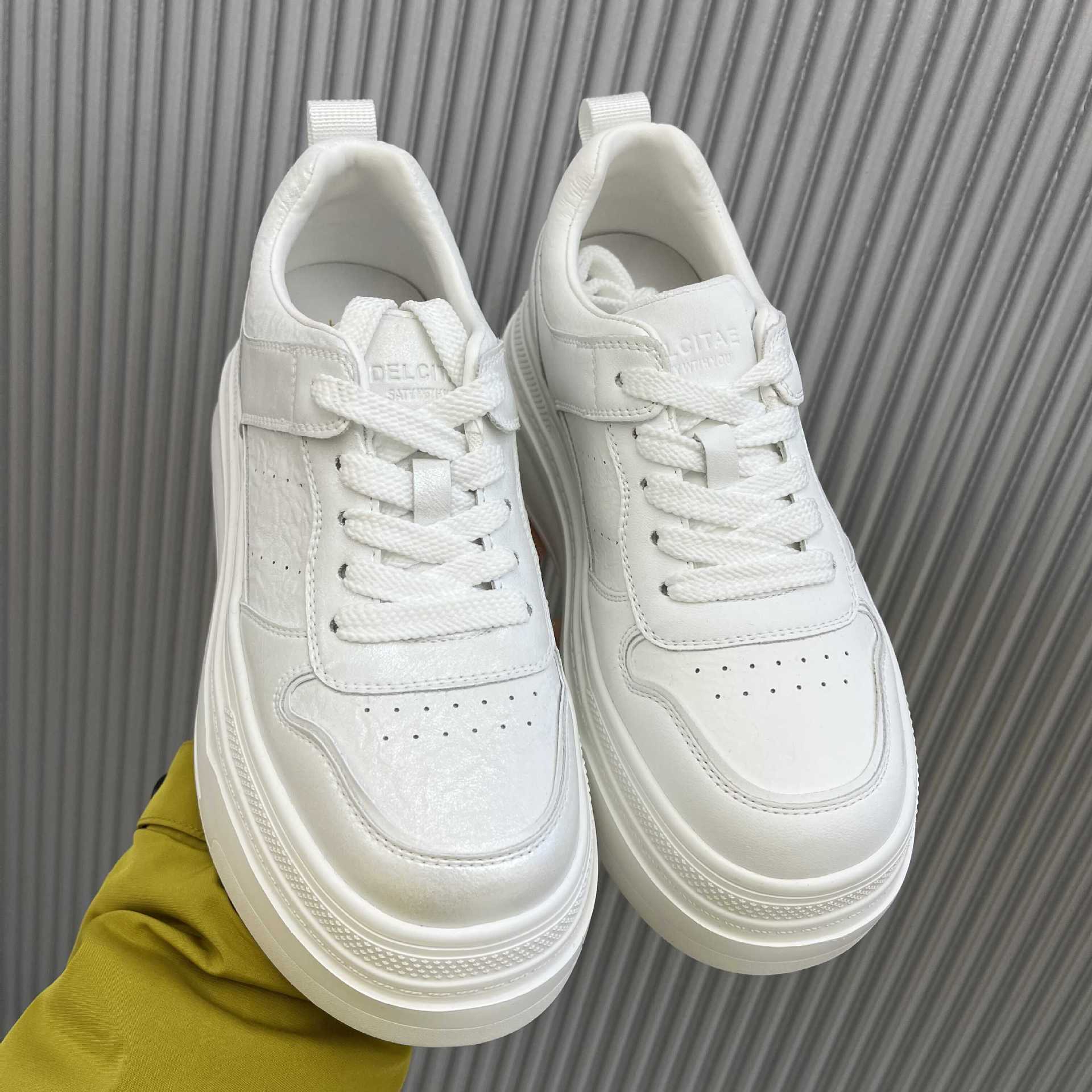 Damen Plattform Sneakers mit modernem Design und atmungsaktiver Netzstruktur Heidi Mode - Image 3