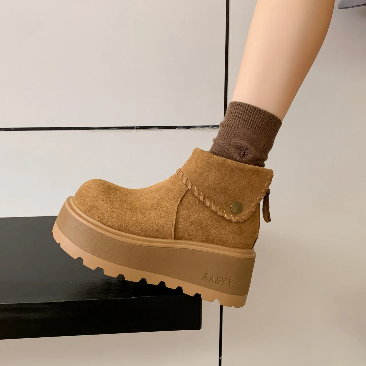 Damen Plattformstiefeletten mit hochgezogenem Schaft von Heidi Mode - Image 2