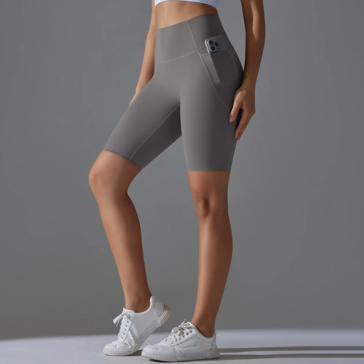Damen Rad-Shorts mit Hohem Bund und Praktischen Seitentaschen Heidi-Mode - Image 6
