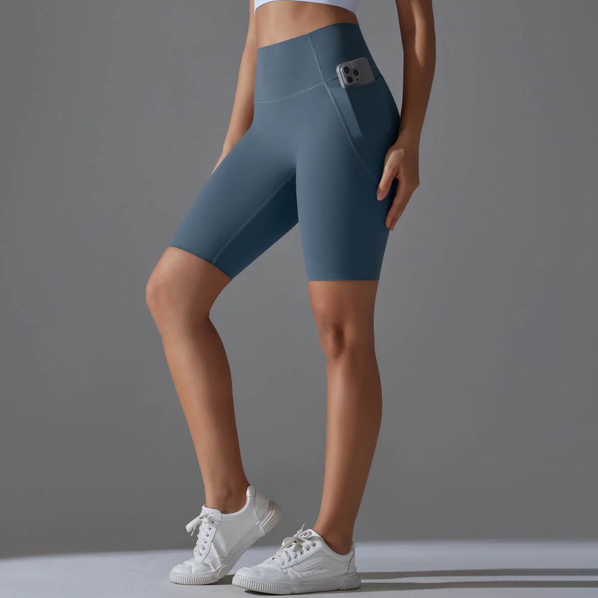 Damen Rad-Shorts mit Hohem Bund und Praktischen Seitentaschen Heidi-Mode - Image 9