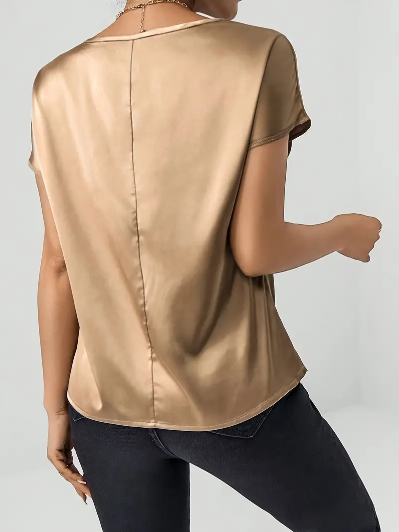 Damen Satin T-Shirt mit Elegantem Wasserfall-Ausschnitt und Schlichten Details Heidi-Mode - Image 2