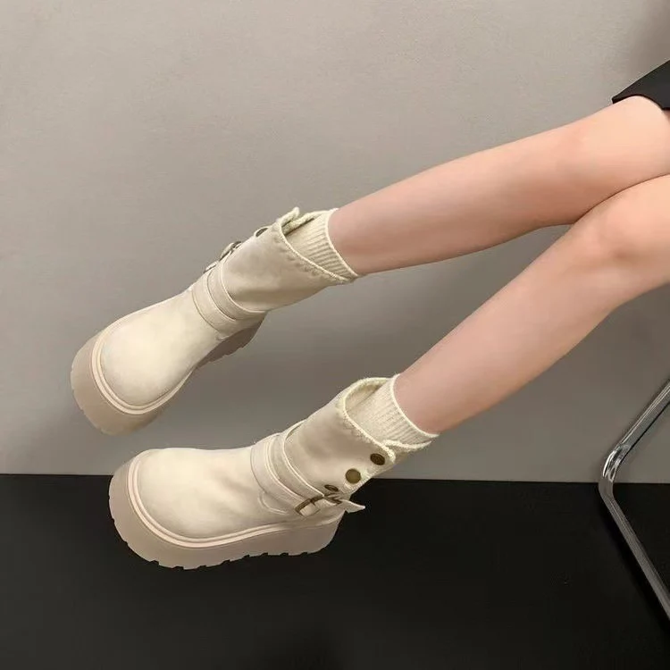 Damen Schicke modische Stiefeletten mit Plateau- und Schnallen-Detail Heidi Mode - Image 2