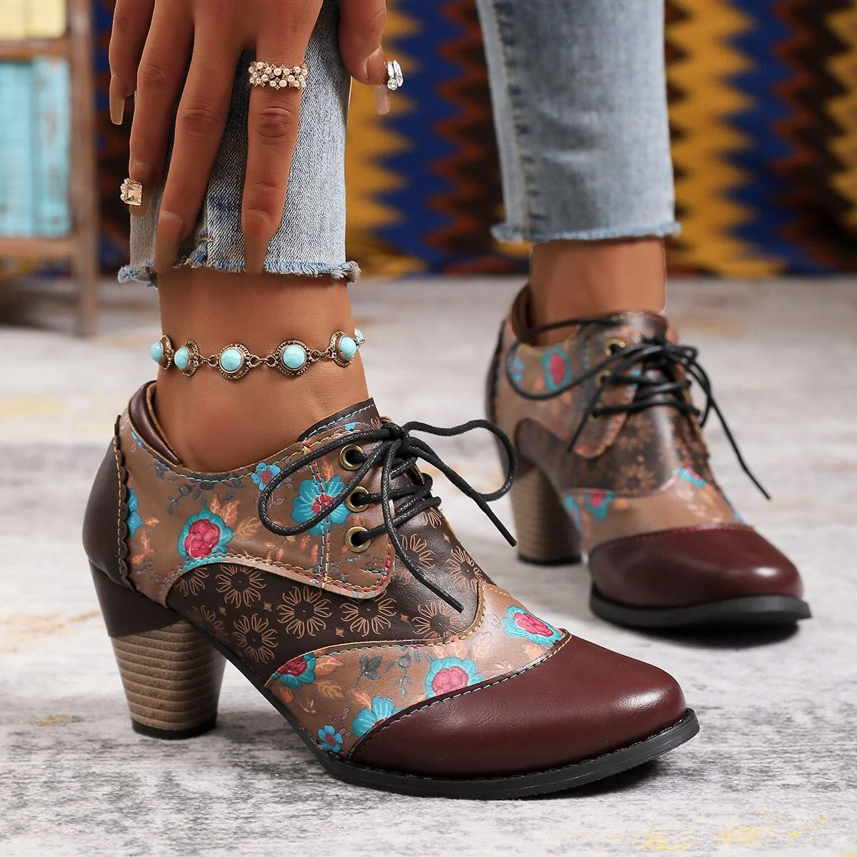 Damen Schuhwerk mit floralem Design und robustem Blockabsatz Heidi Mode - Image 7