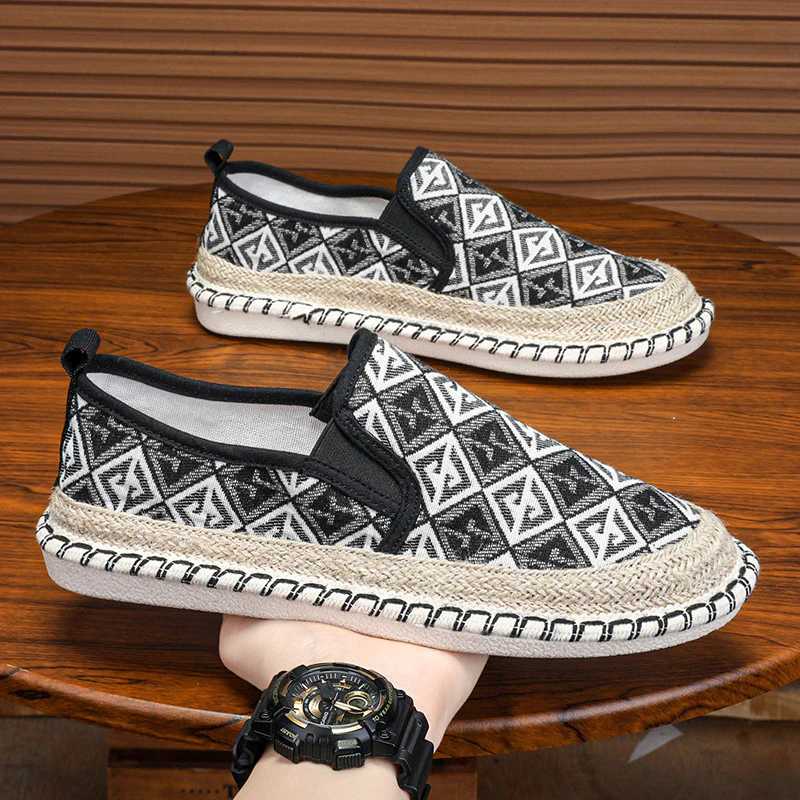 Damen Slip-On Espadrilles mit kunstvoller Stickerei Heidi Mode - Image 4