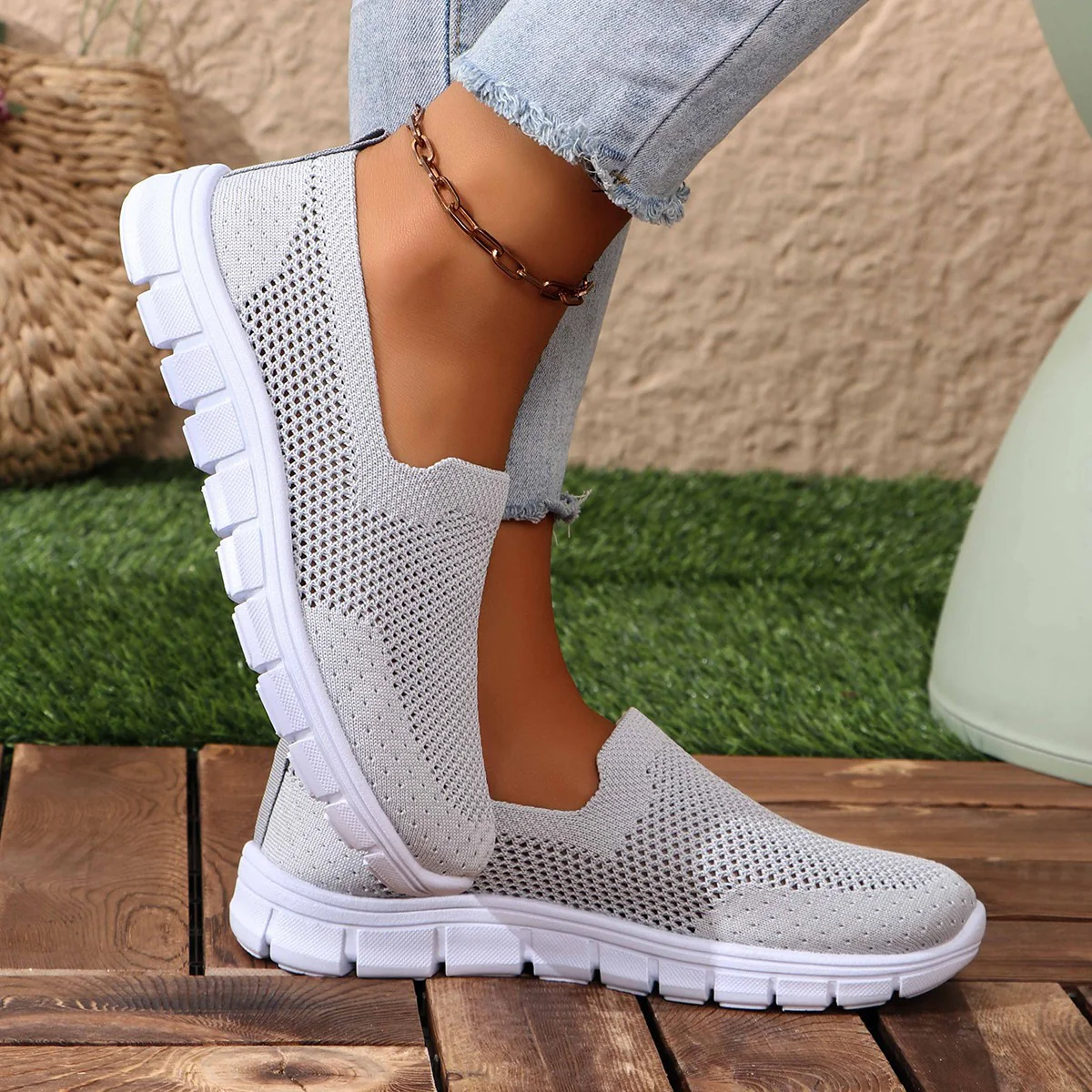 Damen Slip-On Freizeitschuhe mit atmungsaktiver Netzstruktur Heidi Mode - Image 4