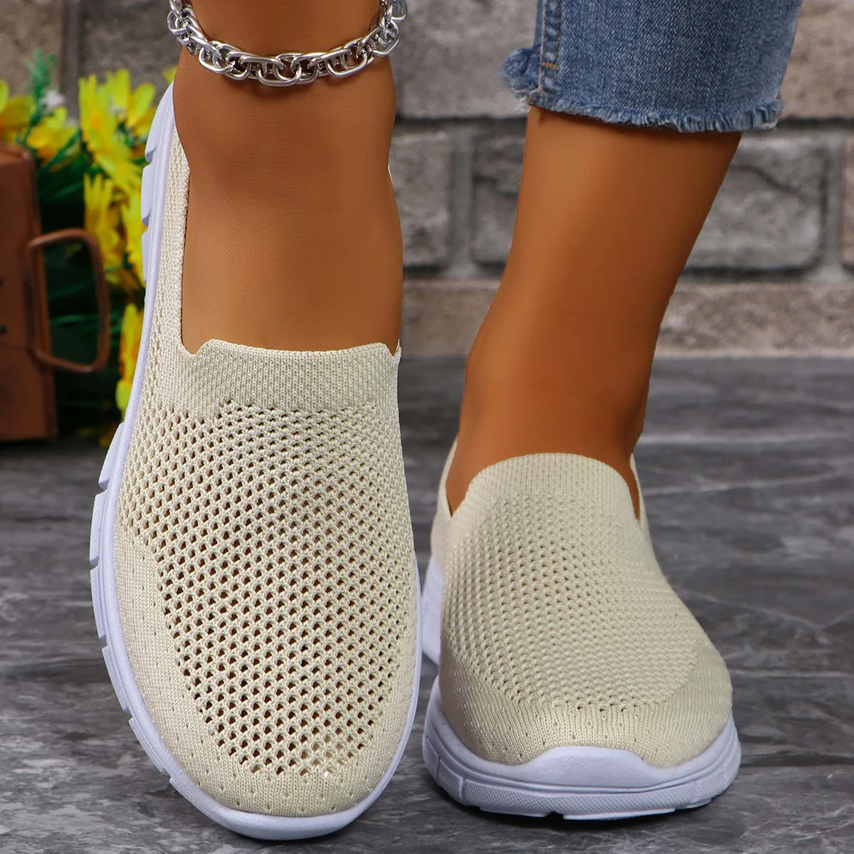 Damen Slip-On Freizeitschuhe mit atmungsaktiver Netzstruktur Heidi Mode - Image 7