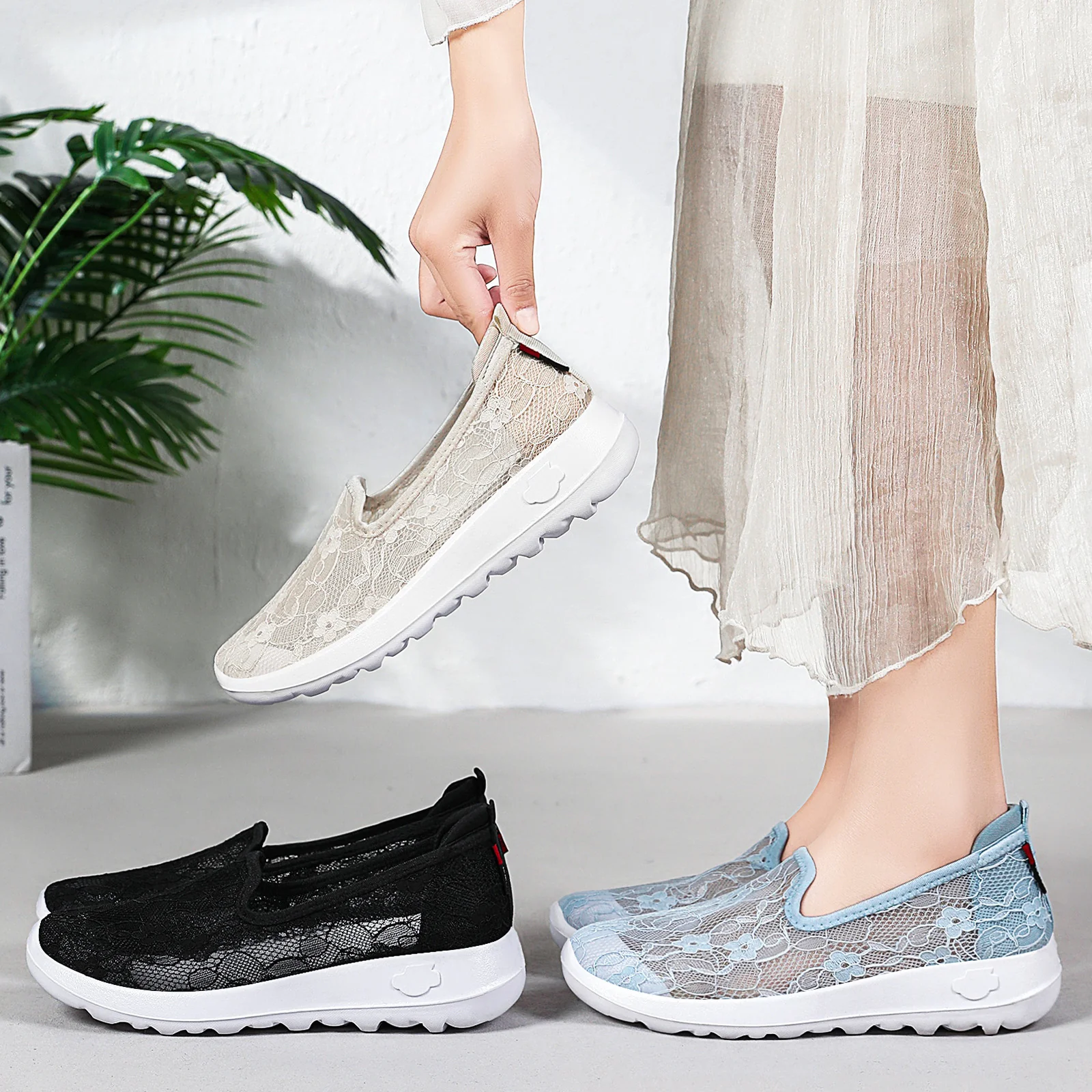 Damen Slip-On Freizeitschuhe mit floraler Spitze Heidi Mode - Image 4