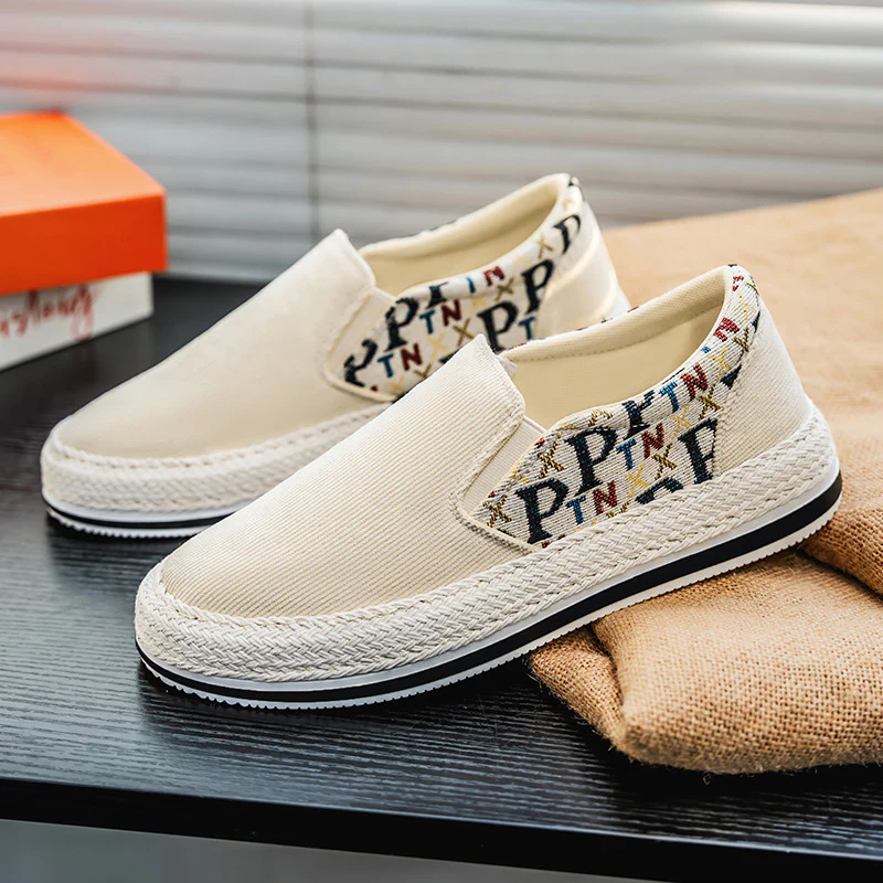 Damen Slip-On Schuhe mit stilvoller Textil-Oberfläche und elastischem Einschlupf Heidi Mode - Image 3
