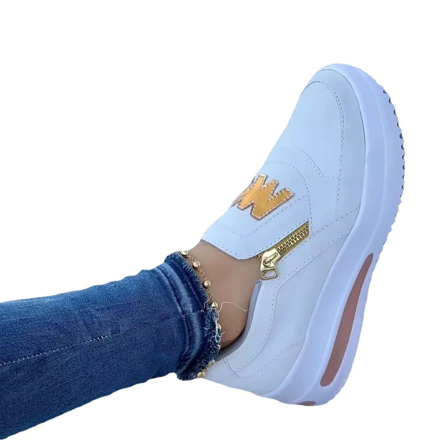 Damen Slip-On Sneaker mit goldenem Reißverschluss und modischem Design Heidi Mode - Image 5