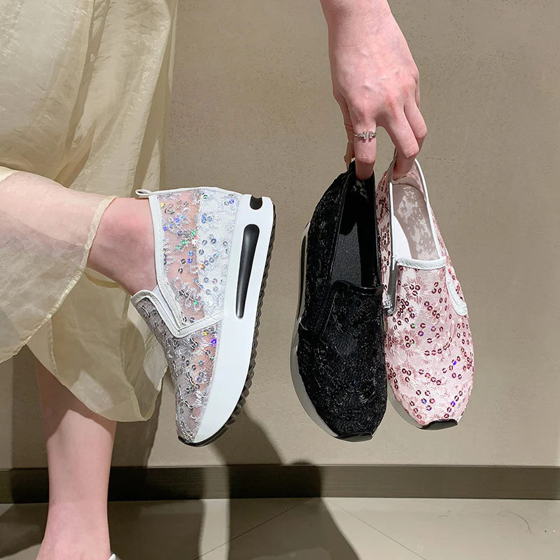 Damen Slip-On Sneakers mit elegantem Spitzenmuster und dämpfendem Fußbett Heidi Mode - Image 3