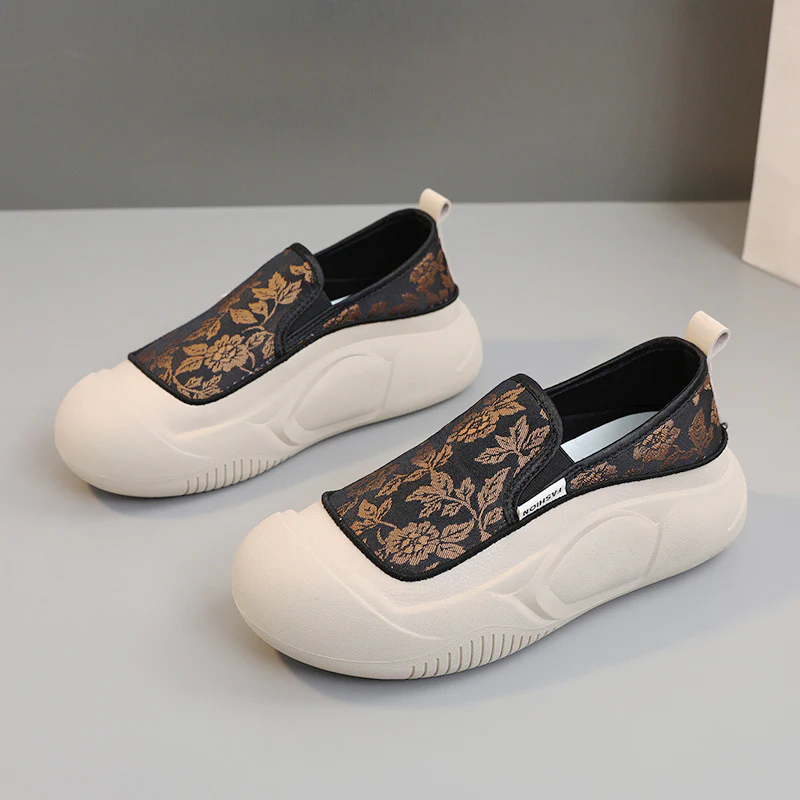Damen Slip-On Sneakers mit floralem Design und rutschfester Sohle Heidi Mode - Image 2
