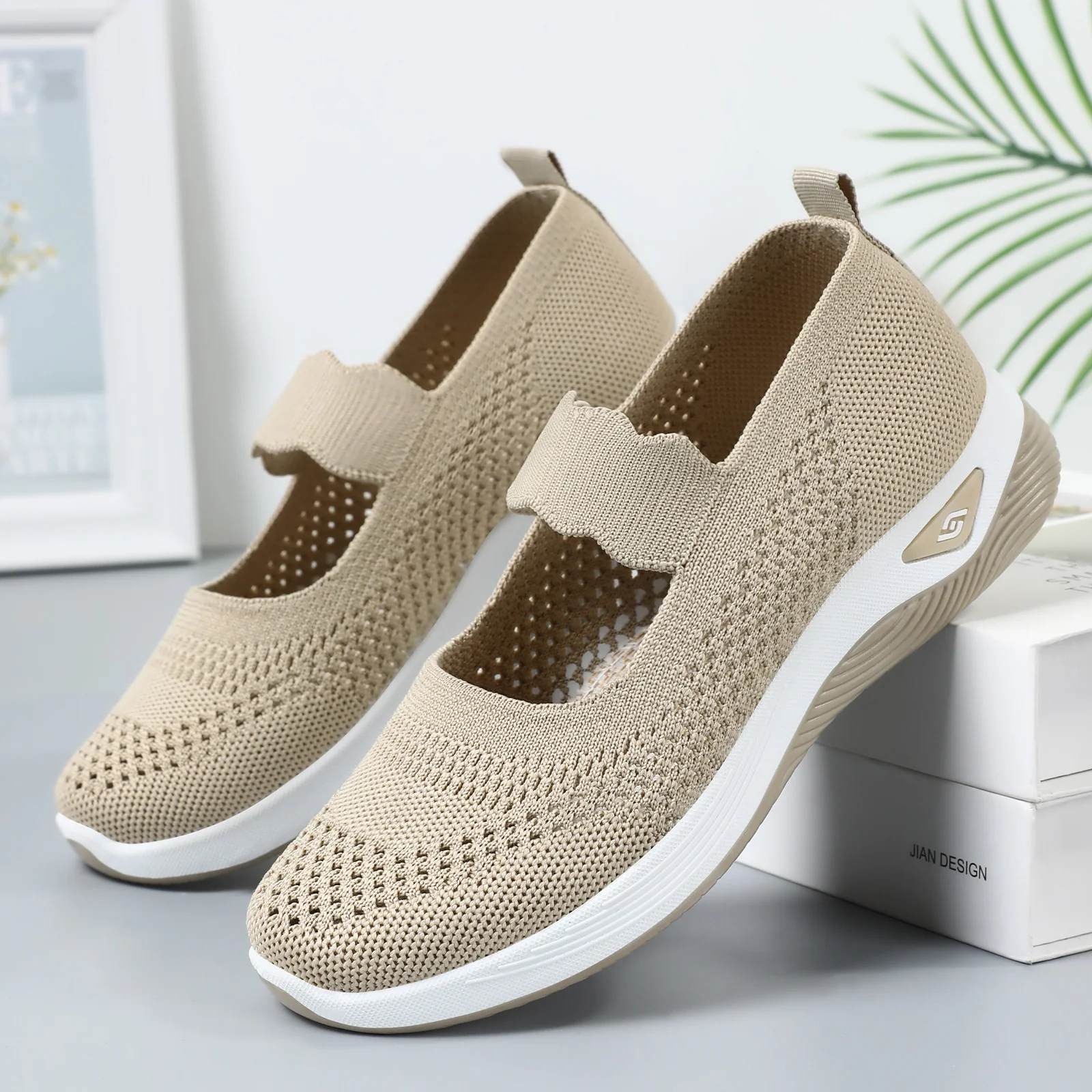 Damen Slip-On Sportschuhe mit elastischem Riemen und atmungsaktivem Obermaterial Heidi Mode - Image 2