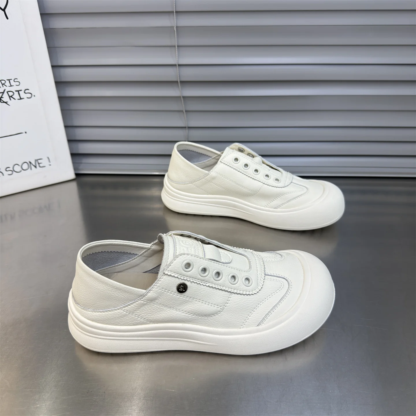 Damen Slipper mit praktischem Klettverschluss und modernem Design Heidi Mode - Image 6