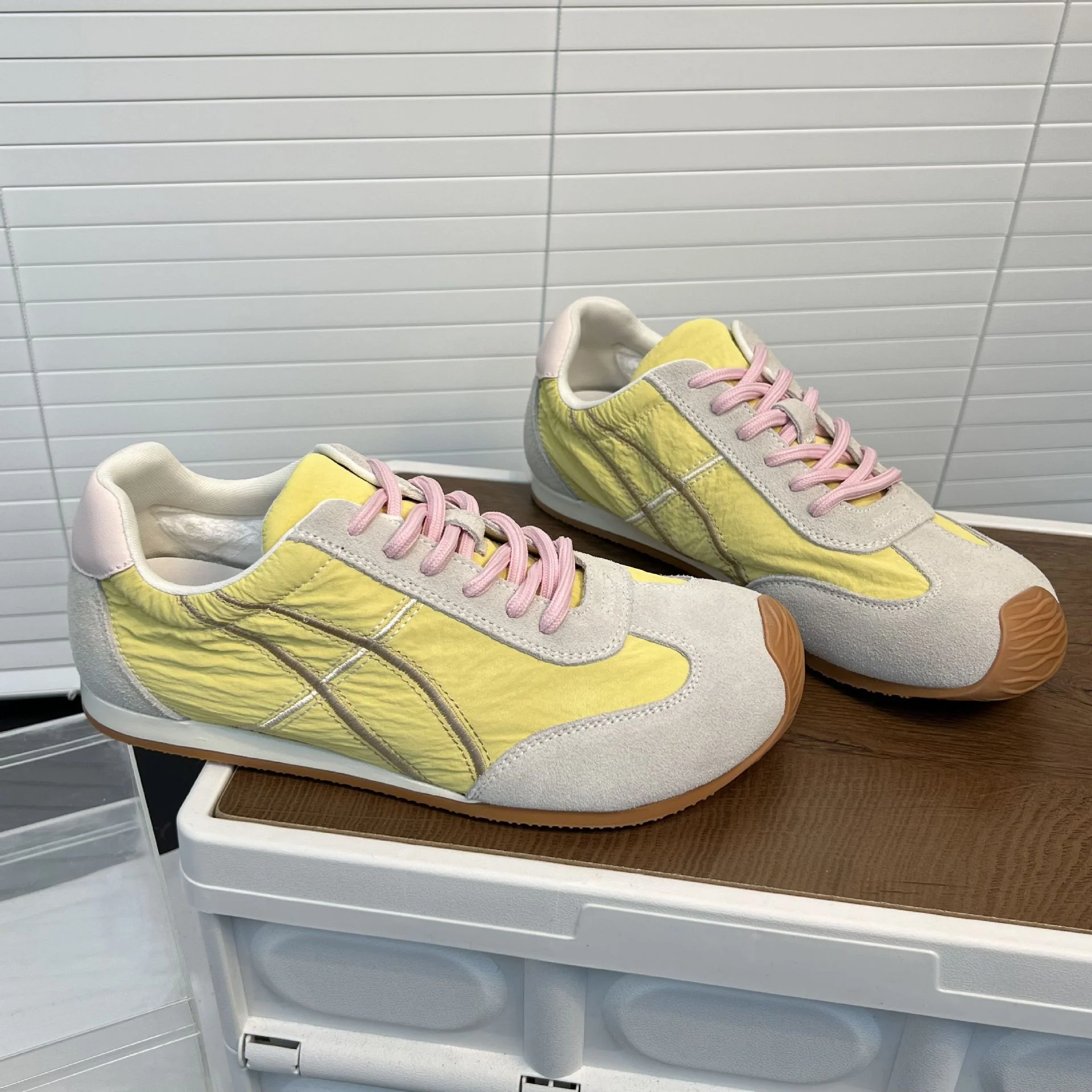 Damen Sneaker aus hochwertigem Leder und atmungsaktivem Material Heidi Mode - Image 4