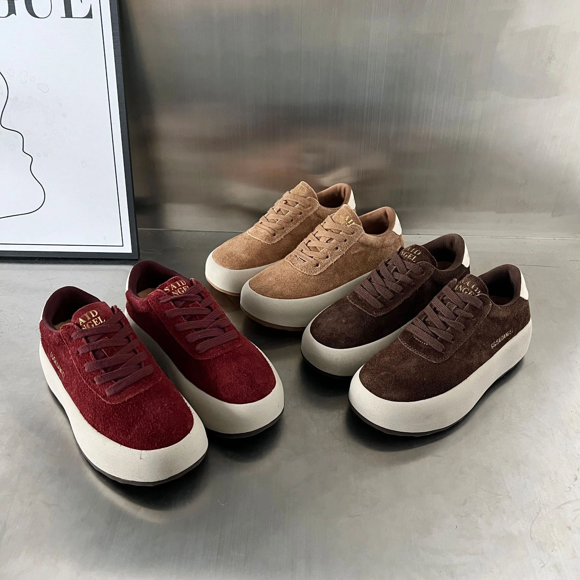 Damen Sneaker aus hochwertigem Wildleder mit dämpfender Sohle Heidi Mode - Image 4