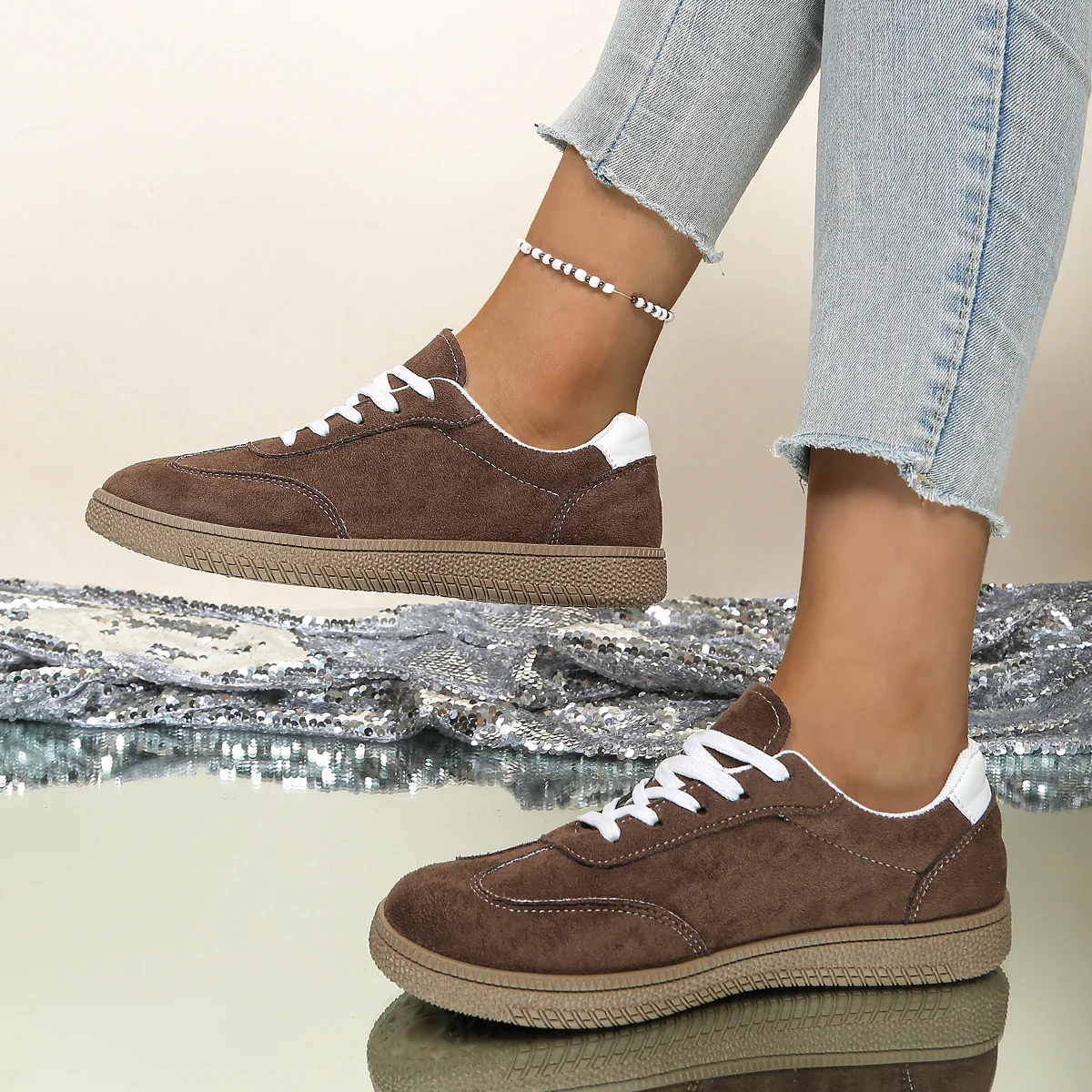 Damen Sneaker aus weichem Wildleder mit rutschfester Sohle Heidi Mode - Image 3