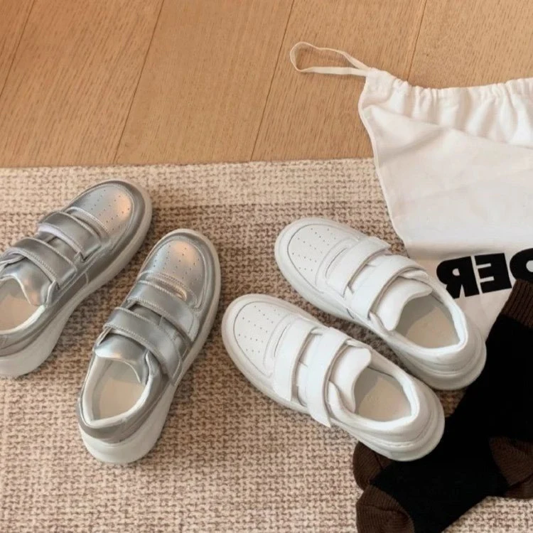 Damen Sneaker mit doppeltem Klettverschluss und gepolsterter Sohle Heidi Mode - Image 5