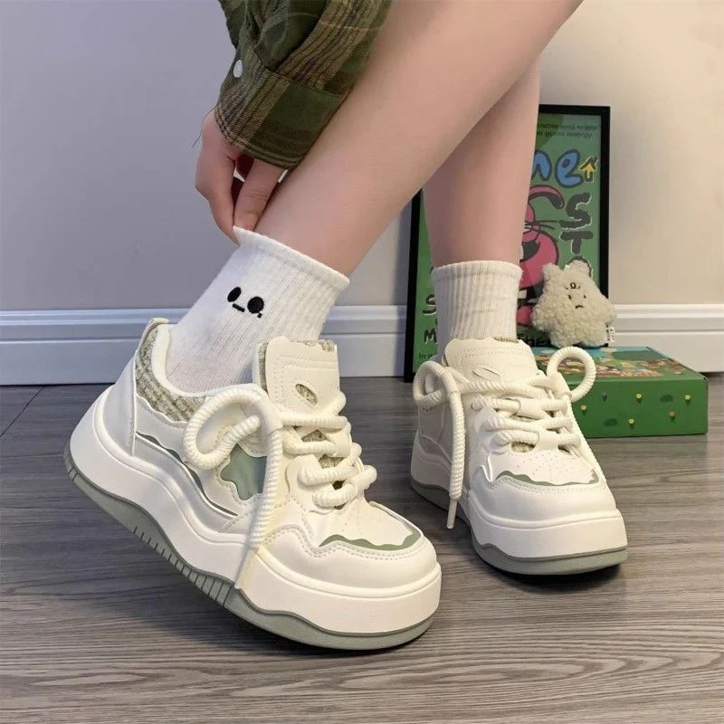 Damen Sneaker mit gepolsterter Sohle und modernem Design Heidi Mode - Image 2