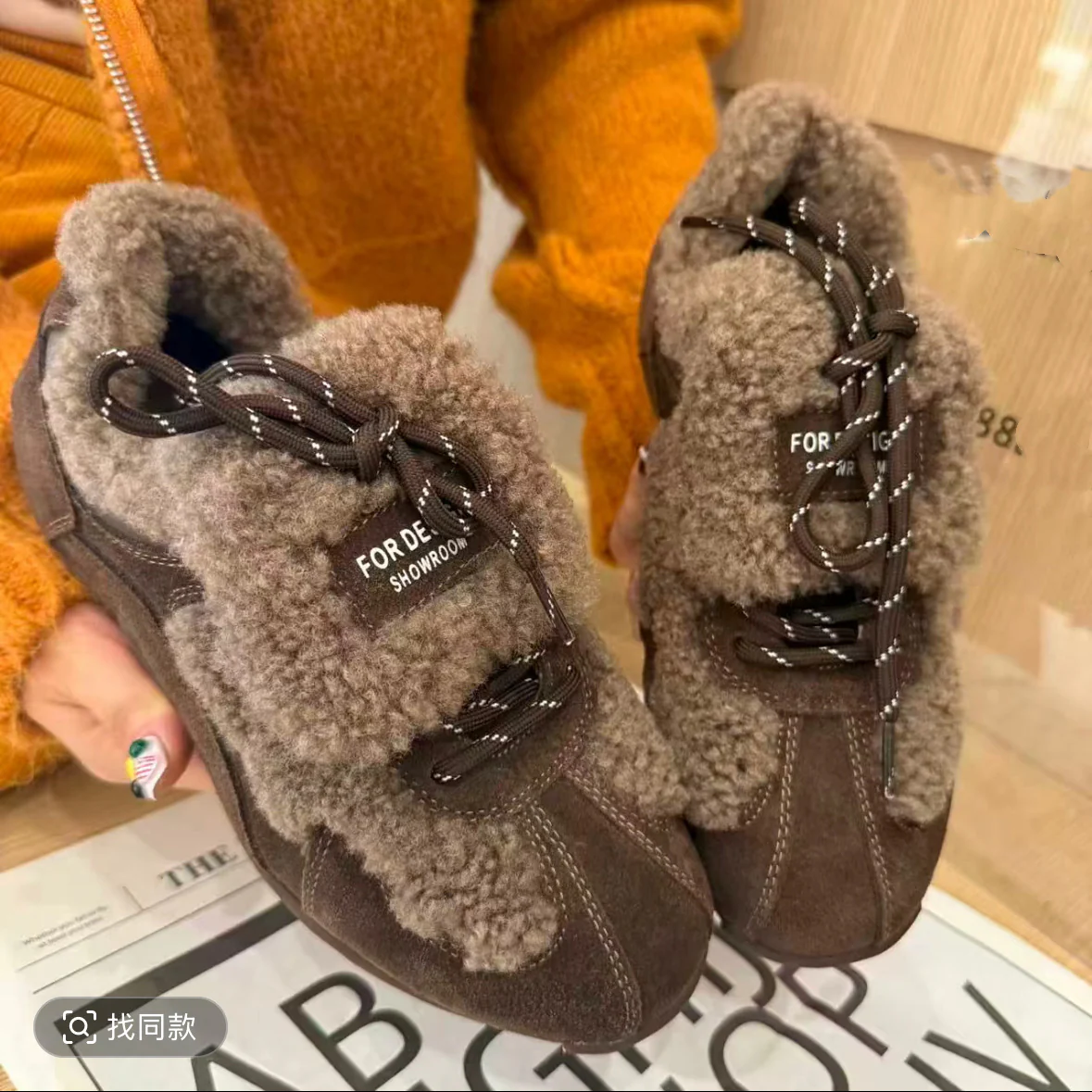 Damen Sneaker mit kuscheligem Lammfell und rutschfester Sohle Heidi Mode - Image 4