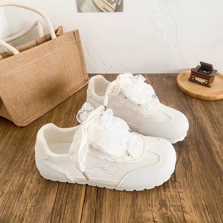 Damen Sneaker mit romantischem Spitzen-Design und atmungsaktiver Oberflächenstruktur Heidi Mode - Image 2