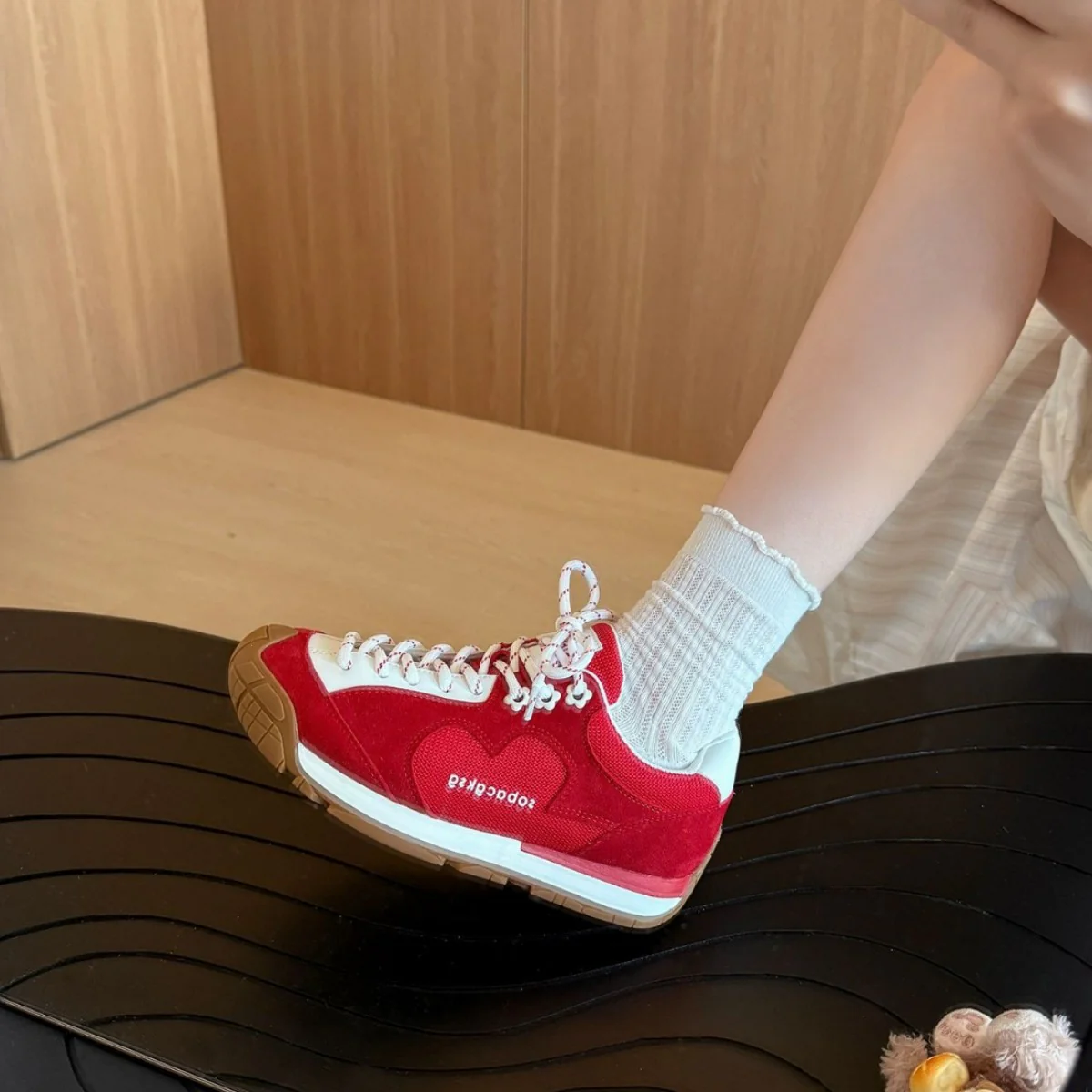 Damen Sneaker mit sportlichem Design und atmungsaktiver Oberfläche Heidi Mode - Image 3