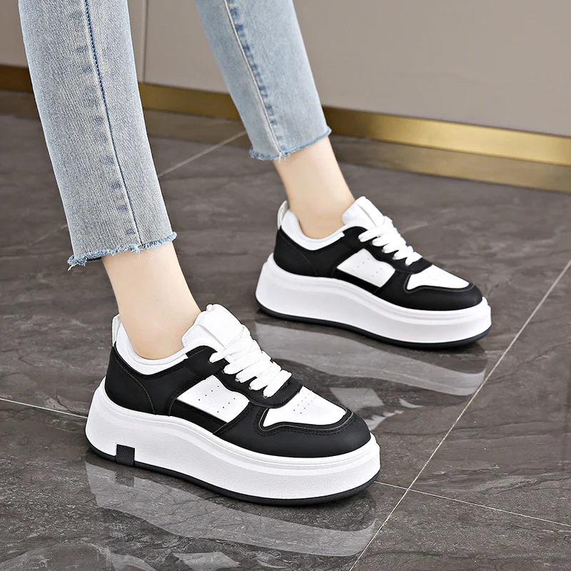 Damen Sneaker mit trendiger Plateau-Sohle und sportlichem Design Heidi Mode - Image 3