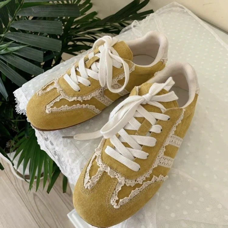 Damen Sneaker mit verspieltem Spitzen-Design und komfortabler Sohle Heidi Mode - Image 2