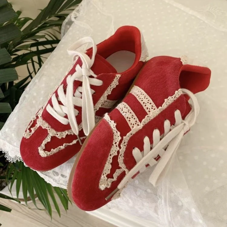 Damen Sneaker mit verspieltem Spitzen-Design und komfortabler Sohle Heidi Mode - Image 3