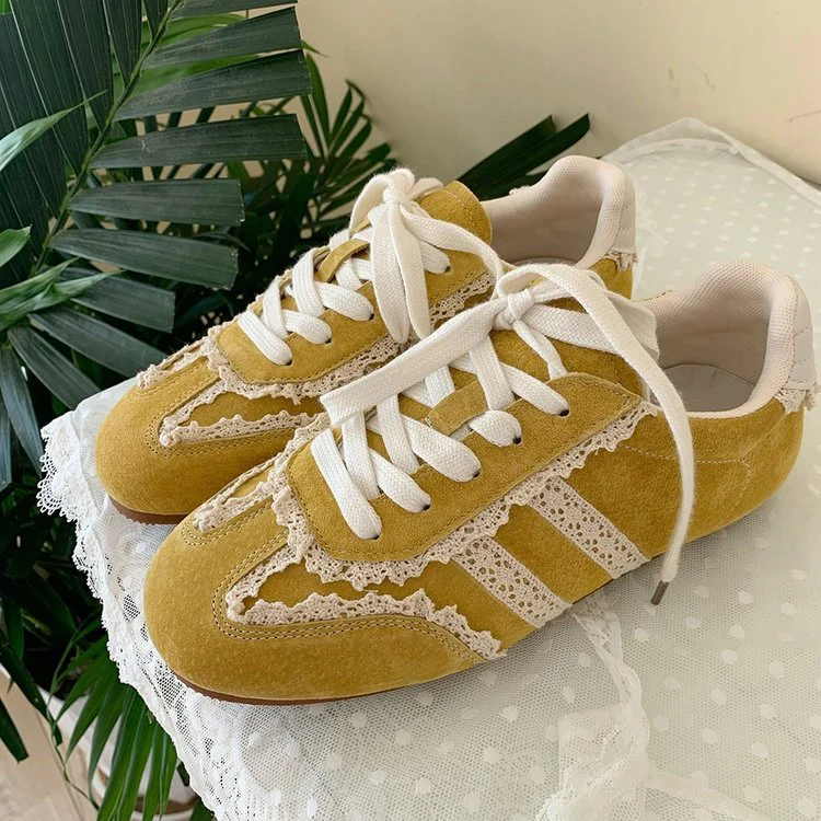 Damen Sneaker mit verspieltem Spitzen-Design und komfortabler Sohle Heidi Mode - Image 4