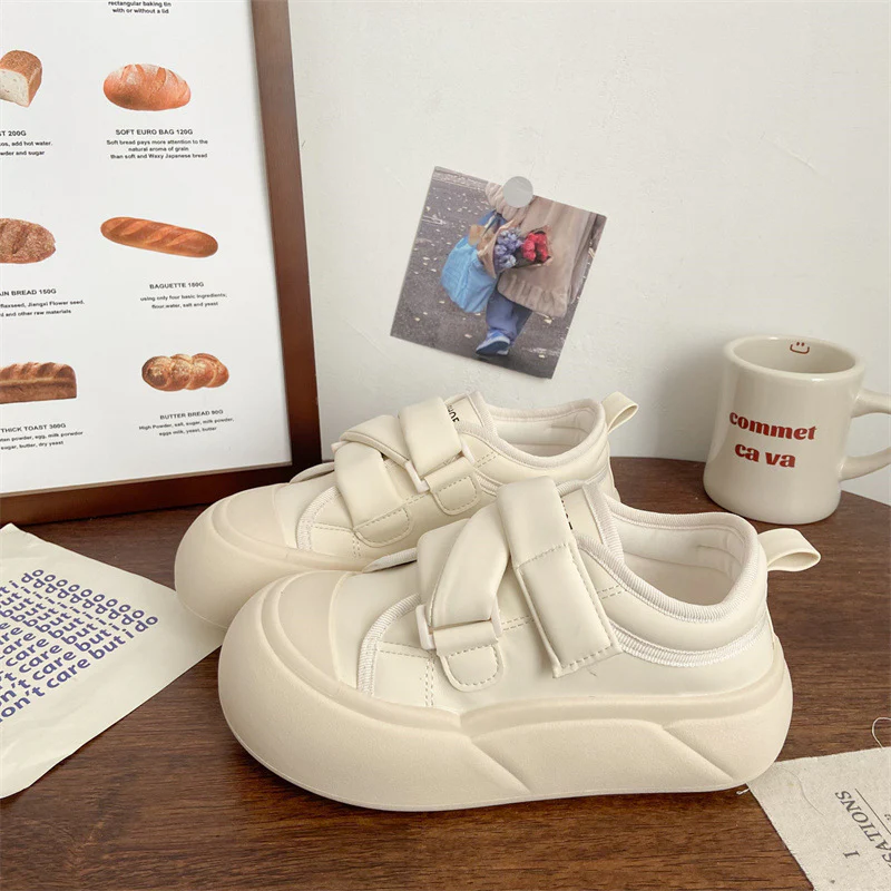 Damen Sneaker mit verstellbarem Klettverschluss und dicker Sohle Heidi Mode - Image 2