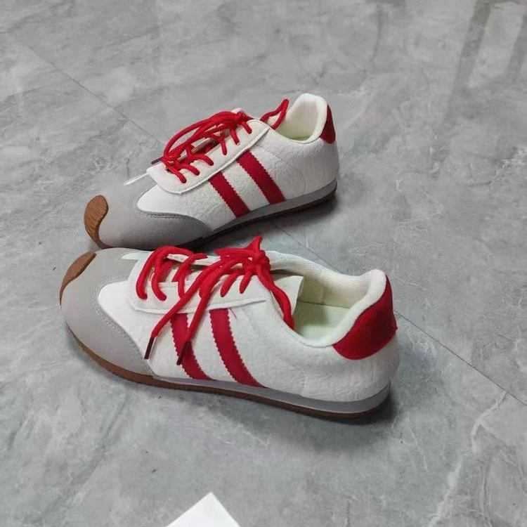 Damen Sneaker mit weichem Wildleder-Obermaterial und rutschfester Sohle Heidi Mode - Image 5